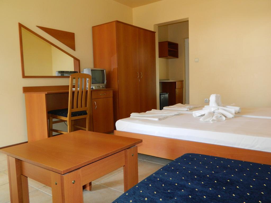 Family Hotel Privileg Sunny Beach Værelse billede